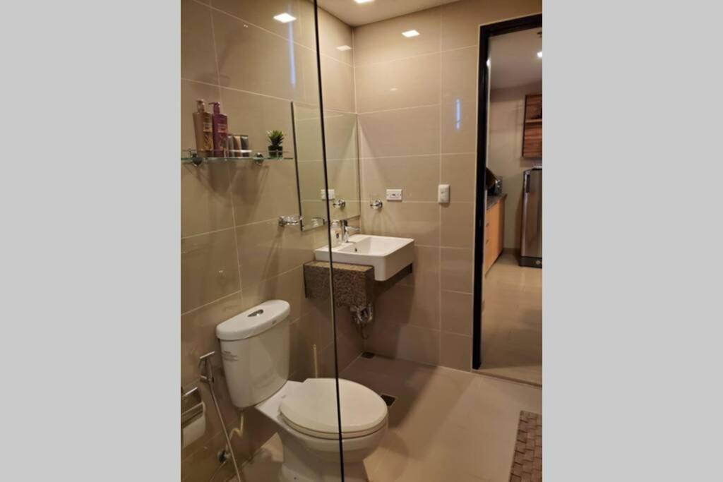 Appartement One Eastwood Avenue Tower 2 à Manille Extérieur photo