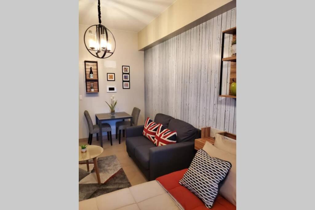 Appartement One Eastwood Avenue Tower 2 à Manille Extérieur photo
